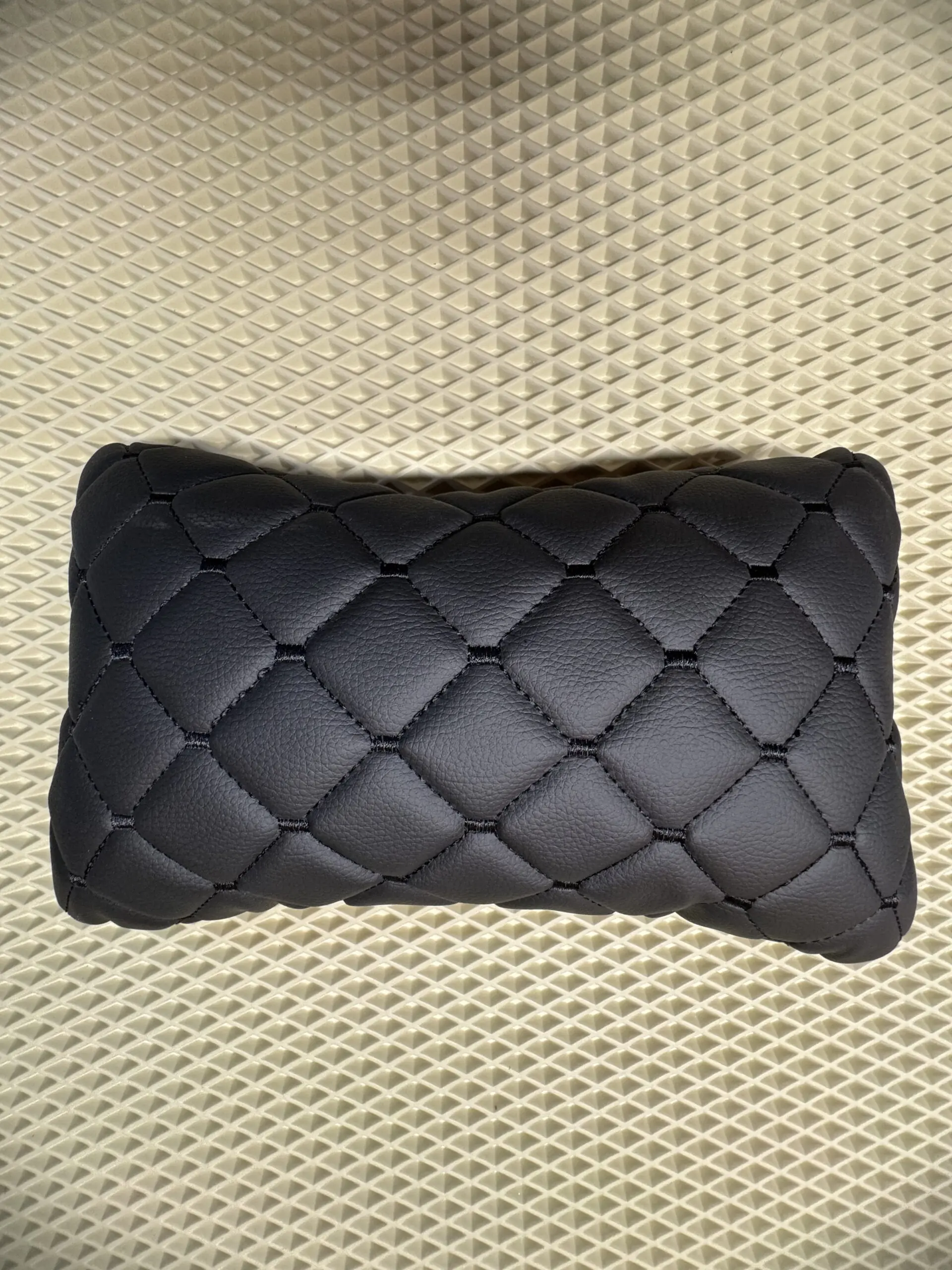 Poduszka samochodowa na szyję